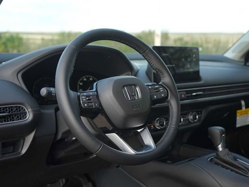 New 2026 Honda HR-V EX-L image 2