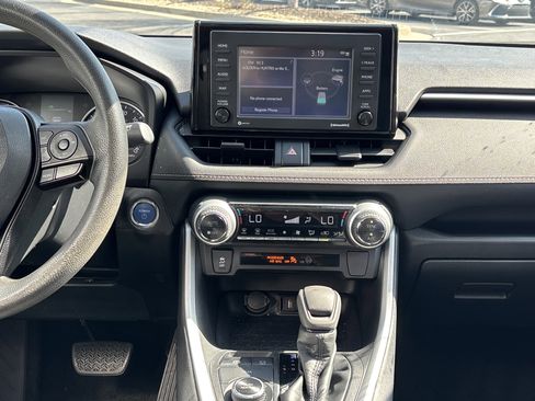 Certified 2021 Toyota RAV4 XLE w/ Convenience Package image 20