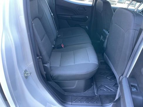 Used 2025 Chevrolet Colorado Trail Boss AWD/4WD image 17