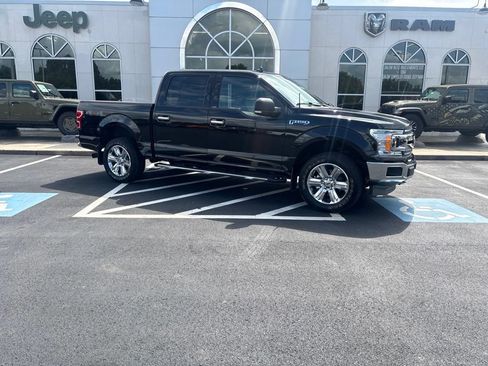 Used 2020 Ford F150 XLT w/ Equipment Group 302A Luxury AWD/4WD image 2