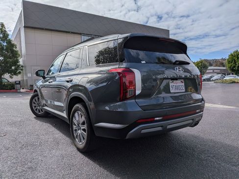 Used 2025 Hyundai Palisade SEL FWD image 8