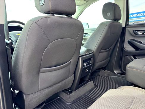 Used 2020 Chevrolet Traverse LT image 18