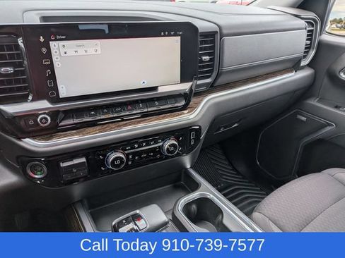 Used 2022 GMC Sierra 1500 Elevation w/ Preferred Package AWD/4WD image 24