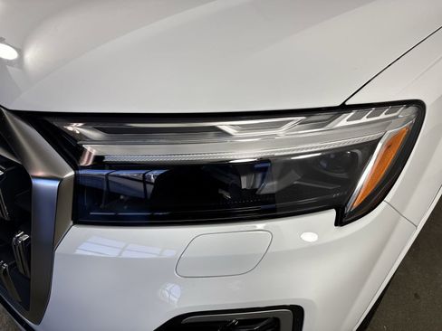 Used 2025 Audi Q7 3.0T Premium Plus image 29