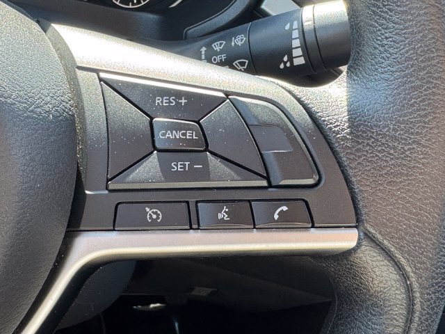 Used 2025 Nissan Altima 2.5 SV FWD image 21