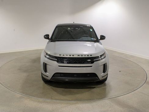 Used 2025 Land Rover Range Rover Evoque S image 8
