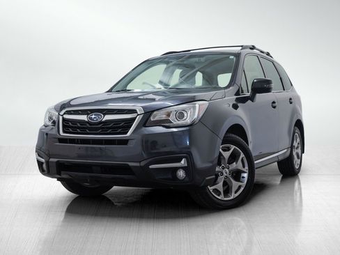 Used 2018 Subaru Forester 2.5i Touring AWD/4WD image 1