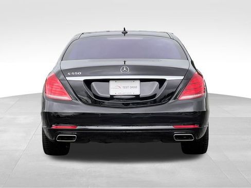 Used 2017 Mercedes-Benz S 550 Sedan image 4
