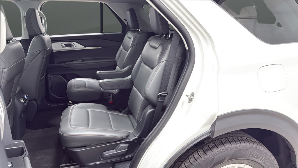 Used 2026 Ford Explorer Active w/ Active Comfort Package AWD/4WD image 23
