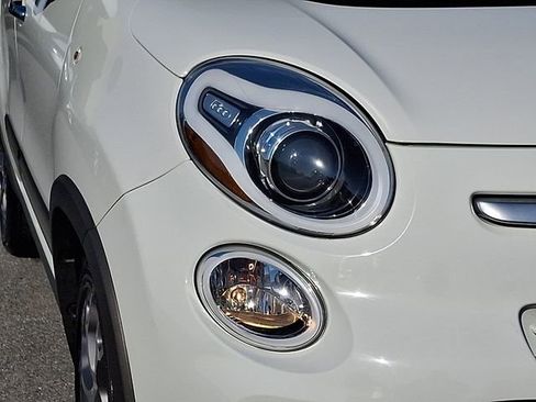 Used 2014 FIAT 500L Trekking w/ Popular Equipment Group image 9