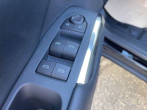 New 2026 Chevrolet Traverse LT w/ Driver Confidence Package image 10