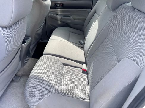 Used 2011 Toyota Tacoma 4x4 Double Cab w/ TRD Sport Pkg image 6