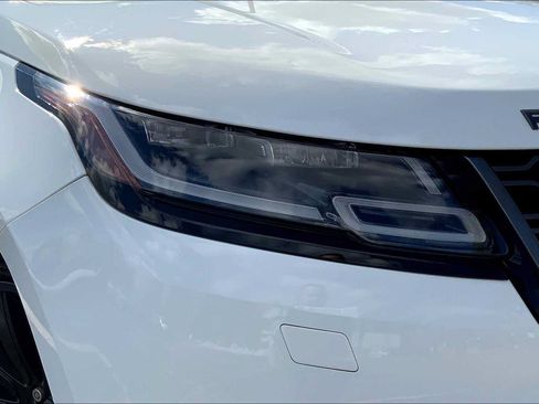 Certified 2022 Land Rover Range Rover Velar R-Dynamic S AWD/4WD image 26