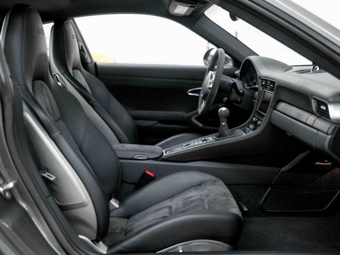 Used 2016 Porsche 911 GT3 RS image 49