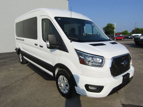 Used 2023 Ford Transit 350 XLT image 9