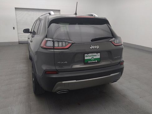 Used 2019 Jeep Cherokee Limited image 6