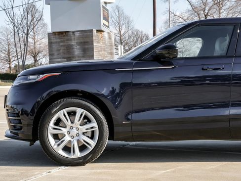 Used 2021 Land Rover Range Rover Velar R-Dynamic S image 11