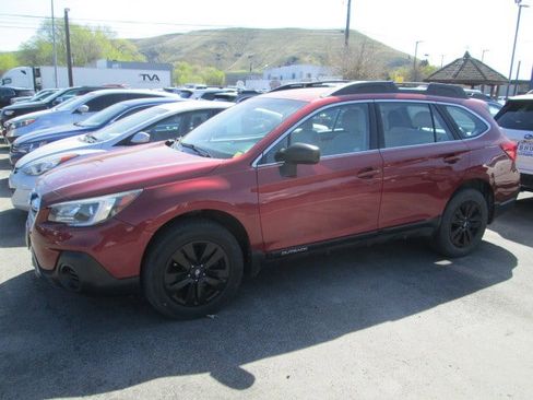 Used 2019 Subaru Outback 2.5i image 1