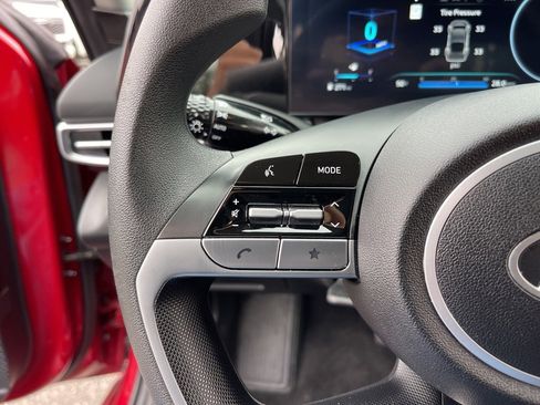 Certified 2024 Hyundai Elantra SEL image 16