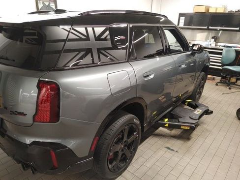 Used 2025 MINI Cooper Countryman John Cooper Works image 10