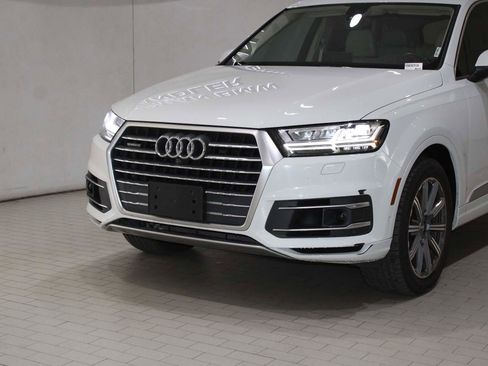 Used 2019 Audi Q7 3.0T Premium Plus image 2