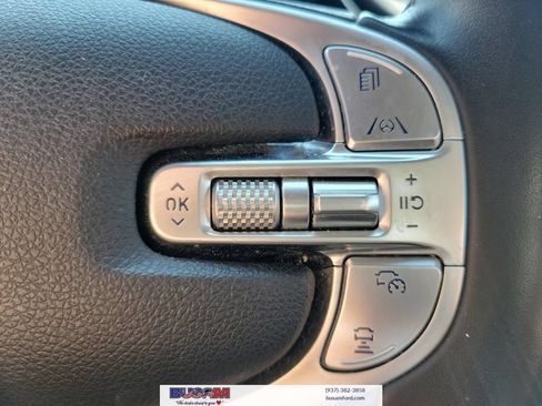 Used 2025 Genesis GV70 2.5T AWD/4WD image 16