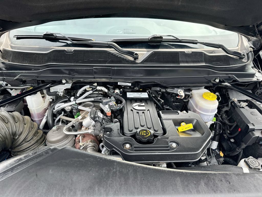 Used 2026 RAM 3500 Tradesman AWD/4WD image 25