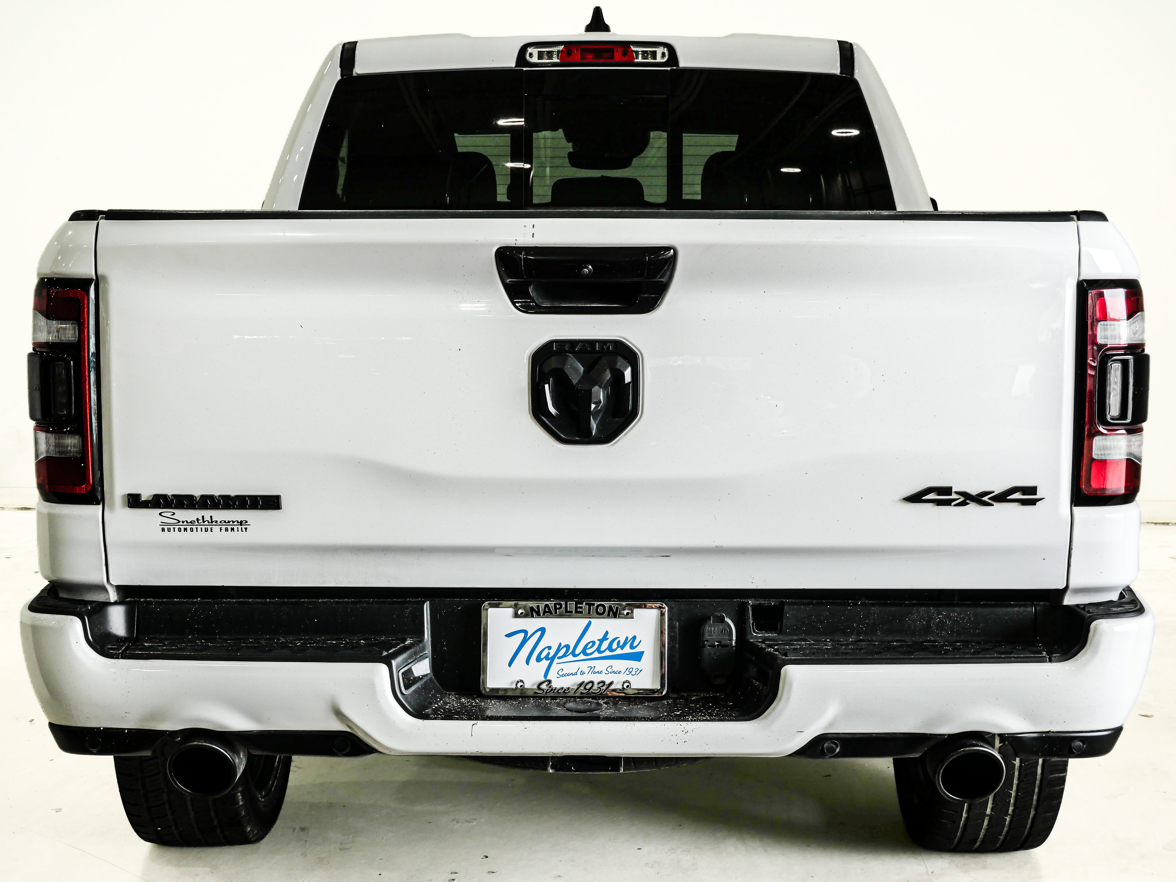 Used 2023 RAM 1500 Laramie AWD/4WD image 7