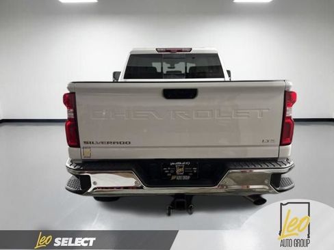 Used 2022 Chevrolet Silverado 2500 LTZ w/ LTZ Premium Package AWD/4WD image 6