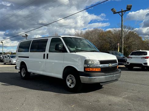 Used 2014 Chevrolet Express 3500 LT w/ LT Preferred Equipment Group image 4