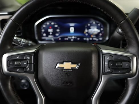 Used 2023 Chevrolet Silverado 1500 LT AWD/4WD image 11
