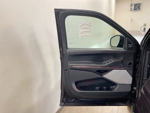 New 2026 Lincoln Navigator L Black Label AWD/4WD image 49