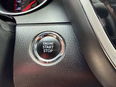 Used 2020 Toyota Camry XSE image 39