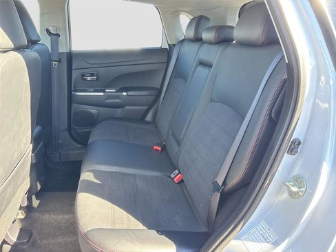 Used 2024 Mitsubishi Outlander Sport ES image 23