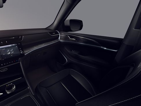 New 2026 Jeep Grand Cherokee Limited AWD/4WD image 19
