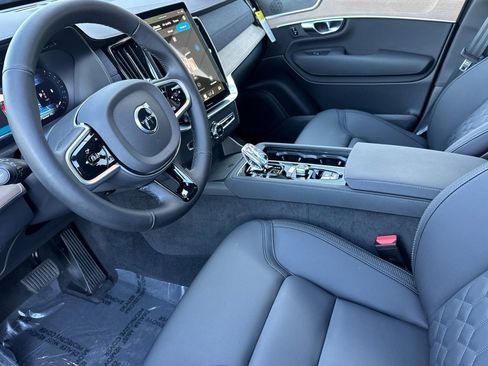 Certified 2026 Volvo XC90 B6 Core AWD/4WD image 9