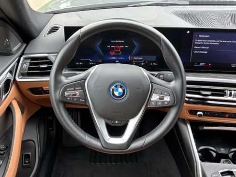 Used 2023 BMW i4 eDrive35 w/ Premium Package RWD image 18