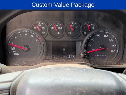 Used 2023 Chevrolet Silverado 1500 Custom AWD/4WD image 9