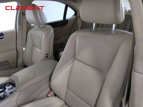 Used 2017 Lexus LS 460 w/ Comfort Package image 37