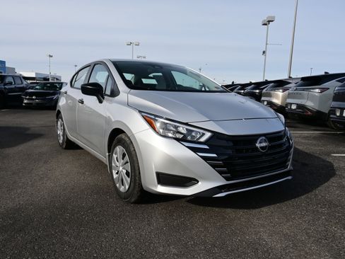 New 2025 Nissan Versa S w/ Trunk Package image 2