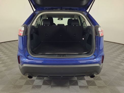 Used 2020 Ford Edge SE image 24