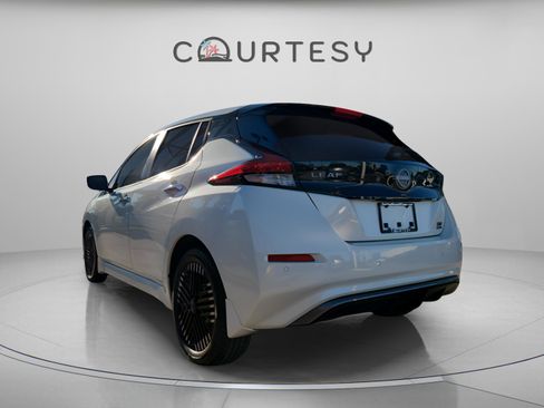 Certified 2024 Nissan Leaf SV Plus image 2