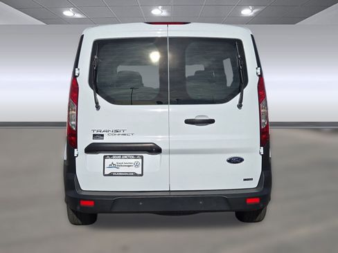 Used 2022 Ford Transit Connect XL image 9