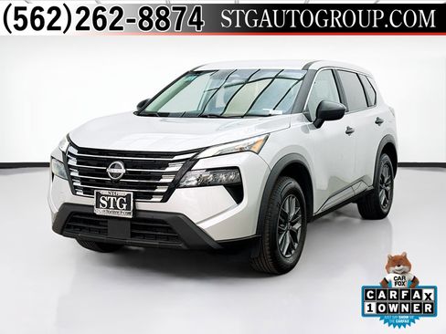 Used 2024 Nissan Rogue S image 1