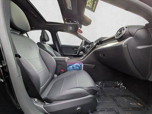 Certified 2025 Mercedes-Benz C 300 Sedan image 22