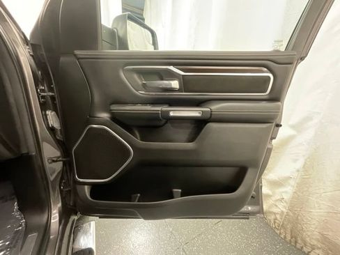 Used 2022 RAM 1500 Laramie AWD/4WD image 22