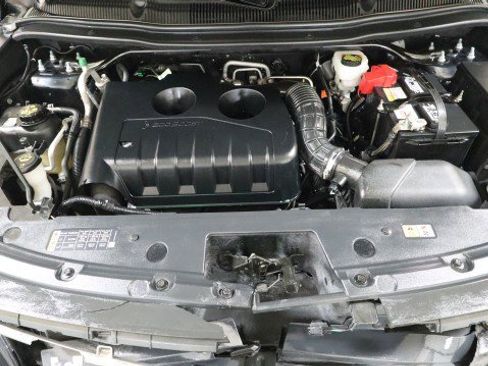 Used 2018 Ford Explorer XLT w/ Class II Trailer Tow Package image 20