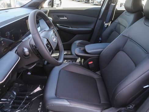 New 2026 Nissan Leaf SV+ w/ Illuminated Package image 19