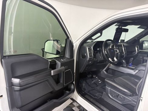 Certified 2019 Ford F150 Platinum w/ Equipment Group 701A Luxury AWD/4WD image 11