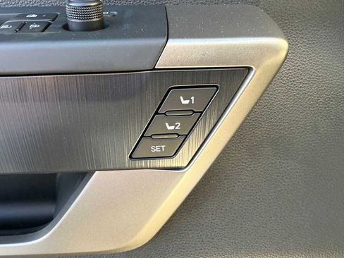 New 2026 Toyota Tundra Platinum image 9